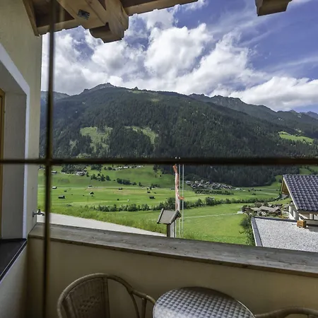 Apartment In Neustift Near Lift, Cleaning Included Neustift im Stubaital